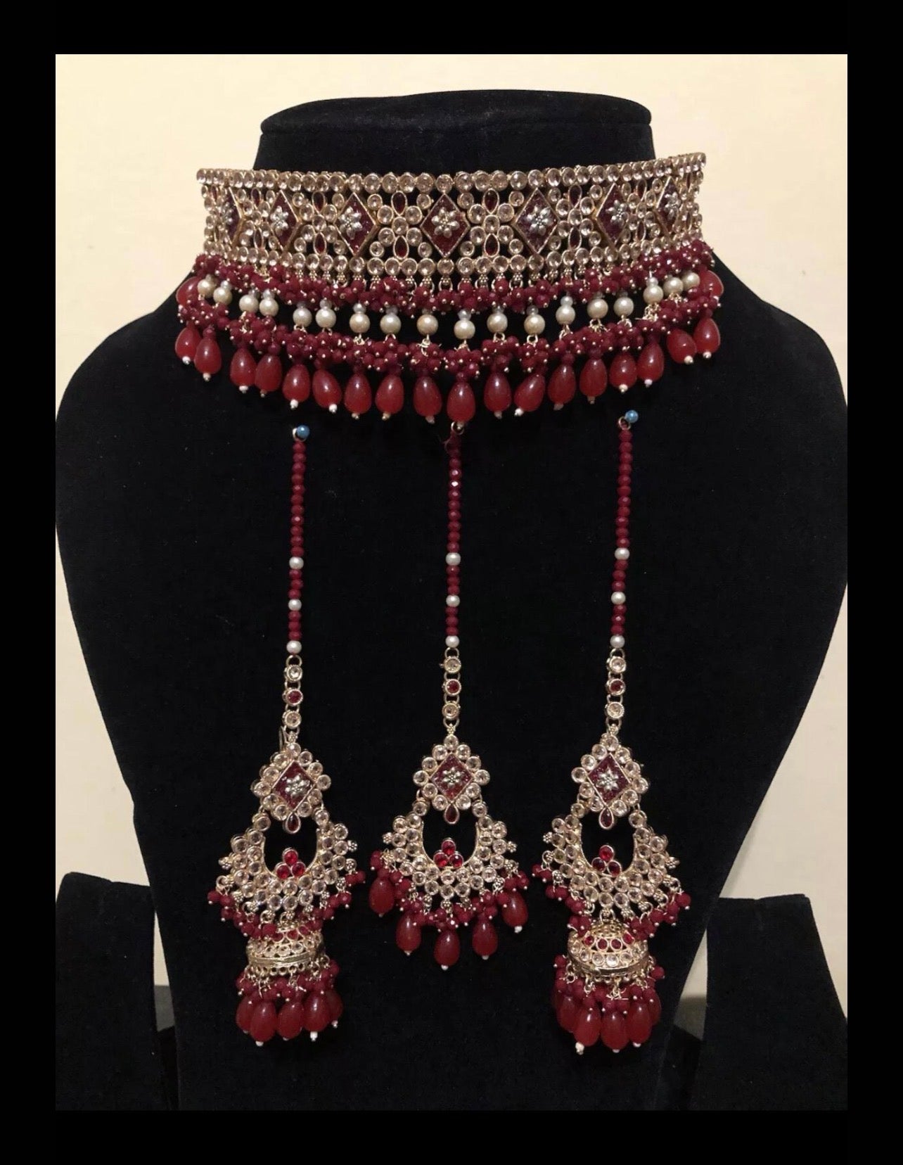 Heavy Kundan Pearl Choker Set with Jhumkay & Tikka – Maroon / Light Pink