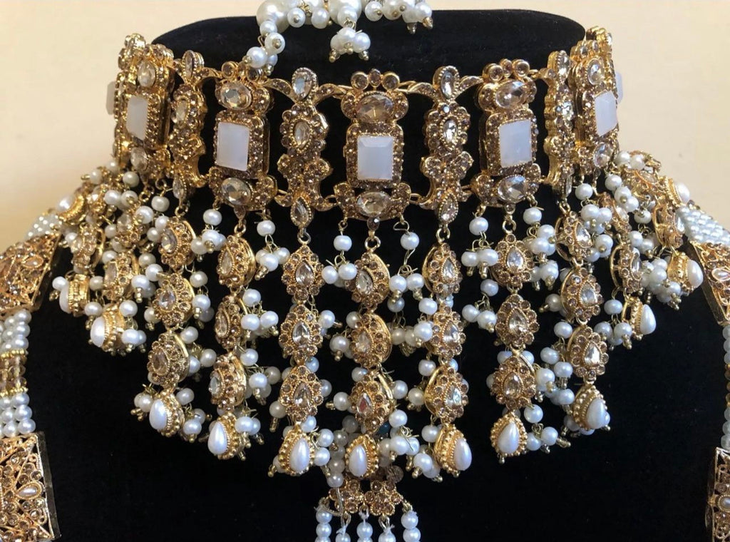 White & Gold Pearl Bridal Choker Set – Kundan Mala, Jhumar, Tikka & Jhumkay