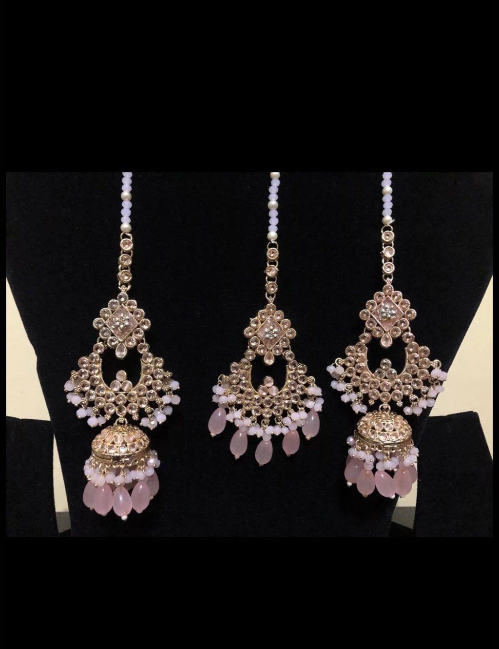 Heavy Kundan Pearl Choker Set with Jhumkay & Tikka – Maroon / Light Pink