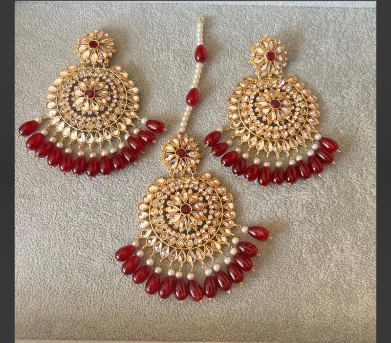 Large Kundan Earrings & Tikka Set